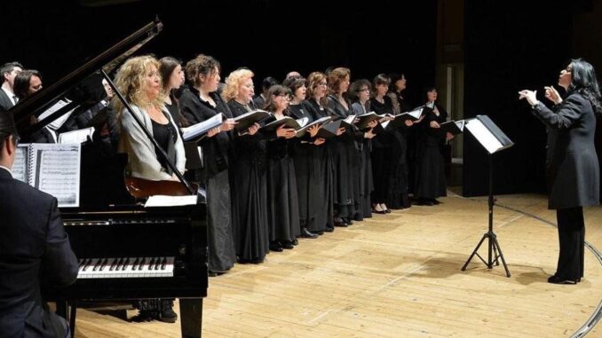 Il Coro sinfonico Reine Stimme e la classe di Canto lirico di Sonia Franzese, l'8 marzo al Museo Eusebio di Alba