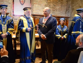 Vino e tartufo / Gerry Scotti accolto tra i cavalieri al Castello di Grinzane 4