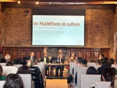 Le fondazioni Radici e Crc per la cultura: assegnate le borse di studio del progetto Planetario 3
