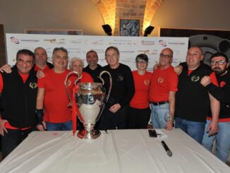 Il Milan club Alba rossonera ha accolto Franco Baresi e il trofeo della Champions 2