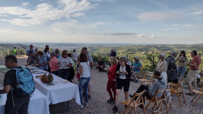 Un percorso ad anello tra le erbe selvatiche con Langhe spontanee 2