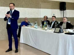 Montelupo Albese ha ringraziato gli amministratori dei suoi primi 50 anni di storia; ospite il ministro Zangrillo 3