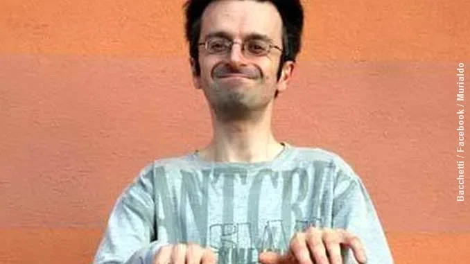 Andrea Bacchetti_foto Murialdo Andrea Bacchetti si esibisce nella chiesa di San Giuseppe ad Alba