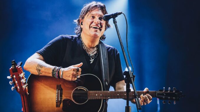 Cristiano De André porta il suo omaggio al padre ad AstiMusica 2025