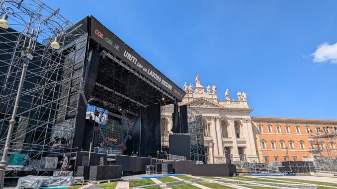 Palco Primo Maggio Concerto del Primo Maggio 2025: a Roma una maratona di musica e impegno per il lavoro sicuro