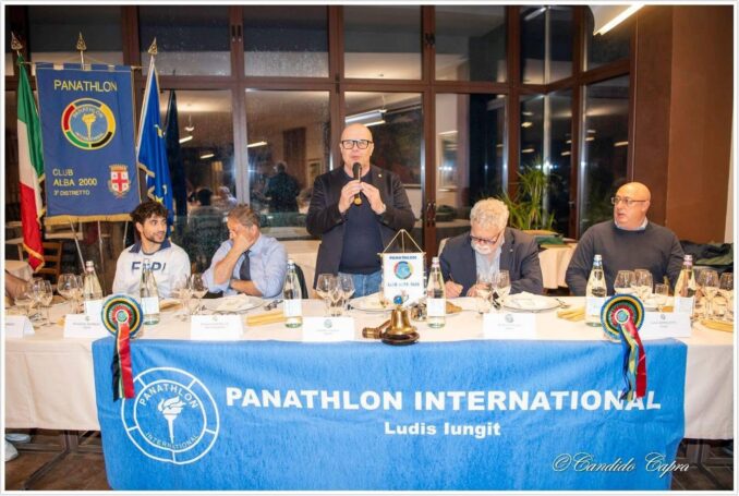 Riconoscimento del Panathlon club Alba ad Alessandro Barbero, campione di powerlifting 1