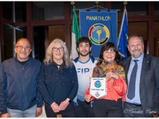 Riconoscimento del Panathlon club Alba ad Alessandro Barbero, campione di powerlifting
