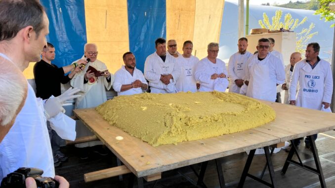Per due giorni polenta e atmosfere medievali nel borgo di Bubbio
