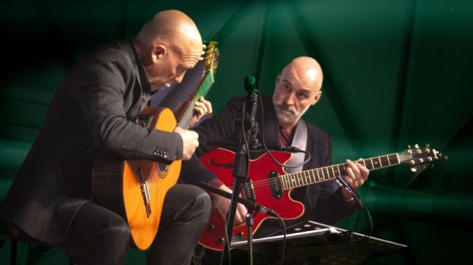 Suoni di nylon e acciaio: ad Alba un concerto che racconta la chitarra tra classico e moderno