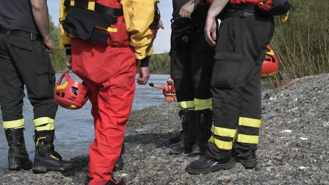 Un ragazzo di 12 anni è caduto nel Tanaro a Verduno: le ricerche dei Vigili del fuoco (VIDEO e FOTOGALLERY) 6
