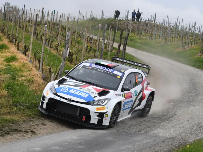 Crugnola e Ometto, campioni tricolore in carica, vincono il Rally Regione Piemonte di Alba