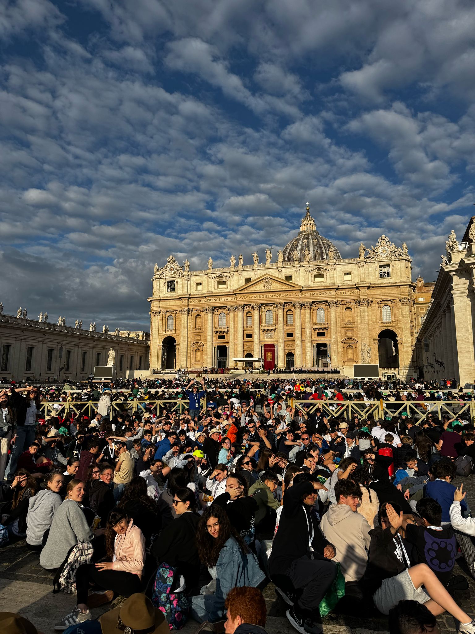 150 giovani dell'Albese al Giubileo degli adolescenti (FOTO) 1