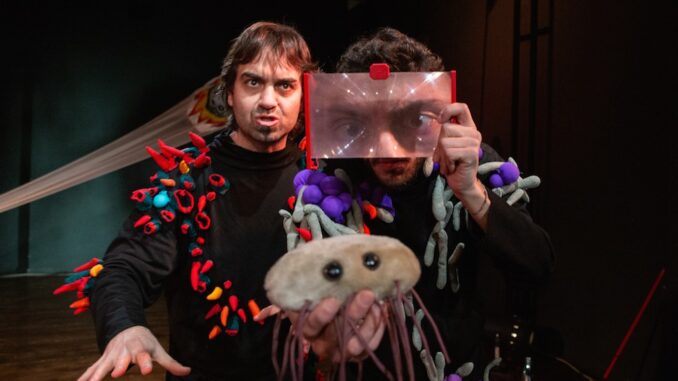 Moltitudini, uno spettacolo teatrale ecologico sul mondo interiore