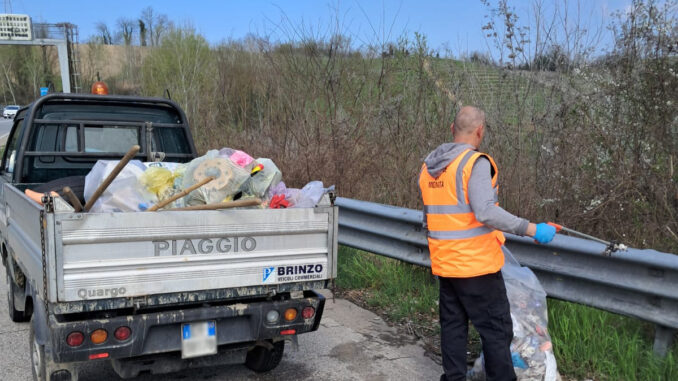 rifiuti Montà / I rifiuti abbandonato si pesano a tonnellate