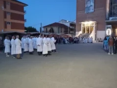 Grande partecipazione alla processione di Maria Ausiliatrice dai Salesiani di Bra 1