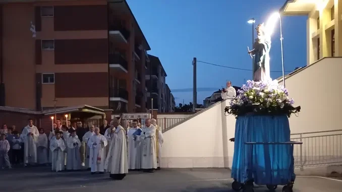 Grande partecipazione alla processione di Maria Ausiliatrice dai Salesiani di Bra 2