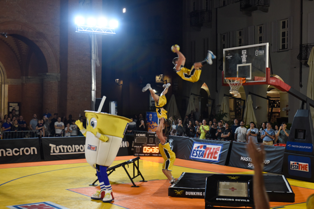 Estathé 3x3 Italia Street basket: incontri e acrobazie fino a tarda notte 10