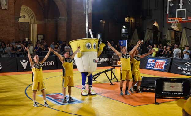 Estathé 3x3 Italia Street basket: incontri e acrobazie fino a tarda notte 28