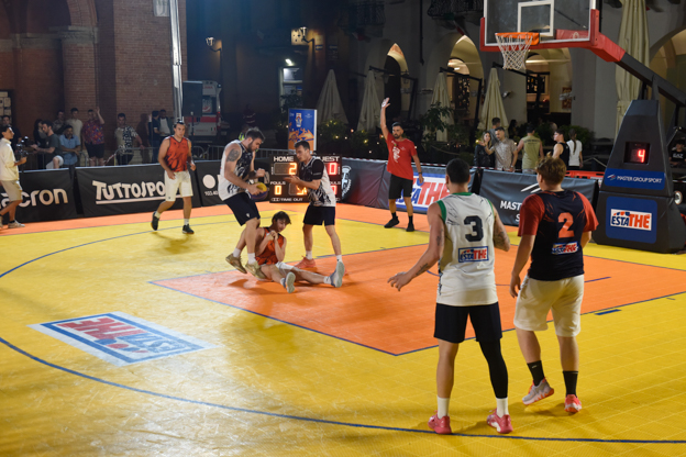 Estathé 3x3 Italia Street basket: incontri e acrobazie fino a tarda notte 29