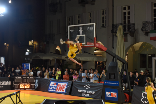 Estathé 3x3 Italia Street basket: incontri e acrobazie fino a tarda notte 30