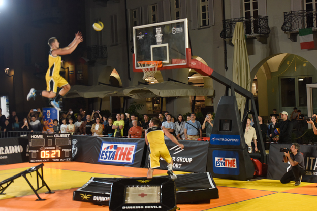 Estathé 3x3 Italia Street basket: incontri e acrobazie fino a tarda notte 37