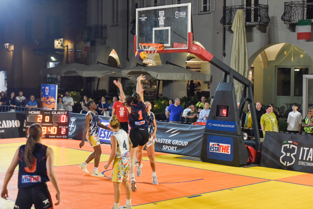 Estathé 3x3 Italia Street basket: incontri e acrobazie fino a tarda notte 47