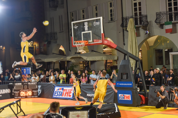 Estathé 3x3 Italia Street basket: incontri e acrobazie fino a tarda notte 50