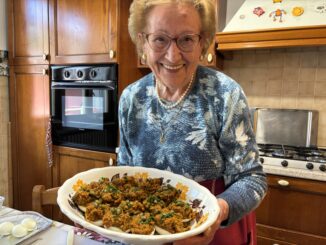 Le custodi della tradizione  / Elisabetta Delmondo e le sue uova con il bagnet (VIDEO RICETTA)