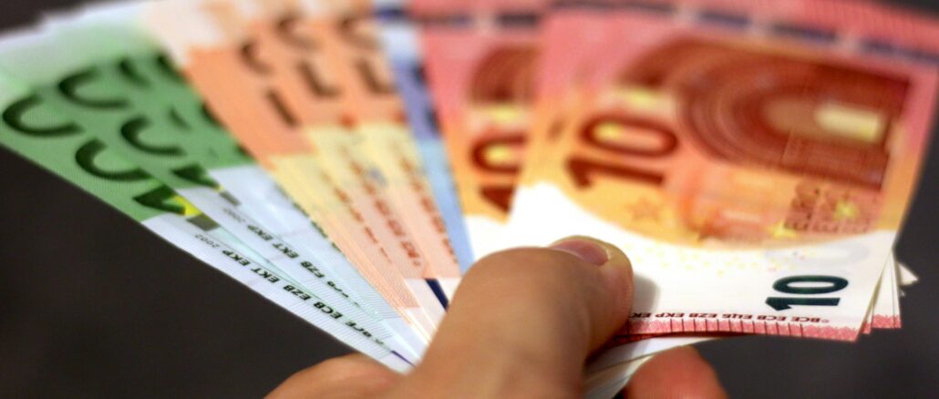 Il caso / Le truffe del consulente finanziario, &laquo;ho perso 300mila euro&raquo;