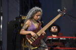 Mohini Dey: basse frequenze, alte visioni. Il basso che parla jazz ad Alba 1