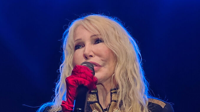 Ivana Spagna apre il MOV Summer Festival: nostalgia, voce e ritmo a Mondovicino