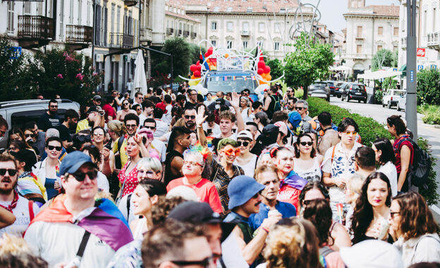 Langhe & Roero Pride: ad Alba una marcia di diritti, colori e musica 1