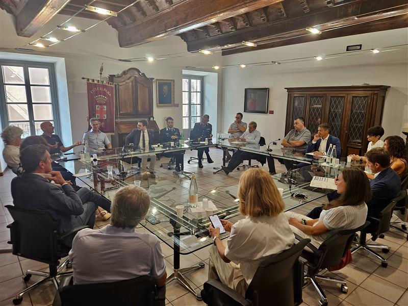 Sicurezza / Tavolo di confronto tra Aca, Comune e Carabinieri 1