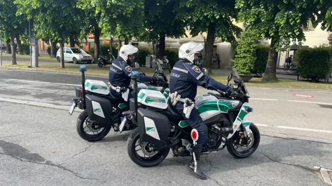Usava un patente portoghese falsa, denunciato dalla Muncipale di Bra