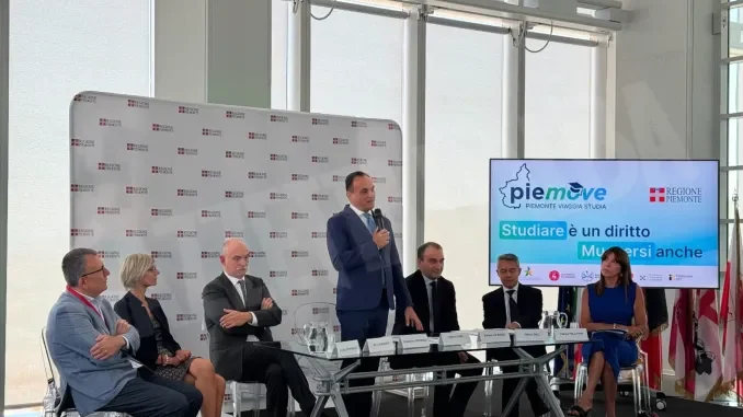 I giovani universitari del Piemonte viaggeranno gratis sui bus 1