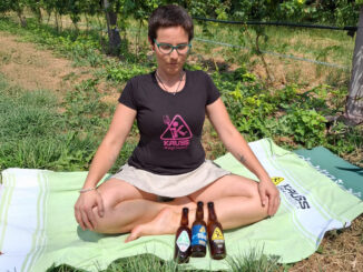 Yoga tra i luppoli e musica live: torna “Beer and Chill”