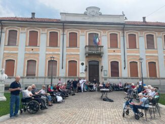 Gelato in piazza per gli ospiti della casa di riposo