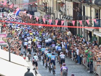 Philipsen inaugura la Vuelta in Piemonte, domani da Alba il primo arrivo in salita [ Video+Foto] 5