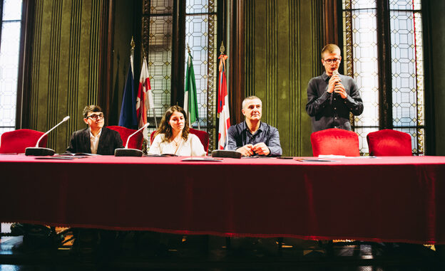 Profondo Umano 2025 porta ad Alba il tema dei legami di potere [Foto+Video]