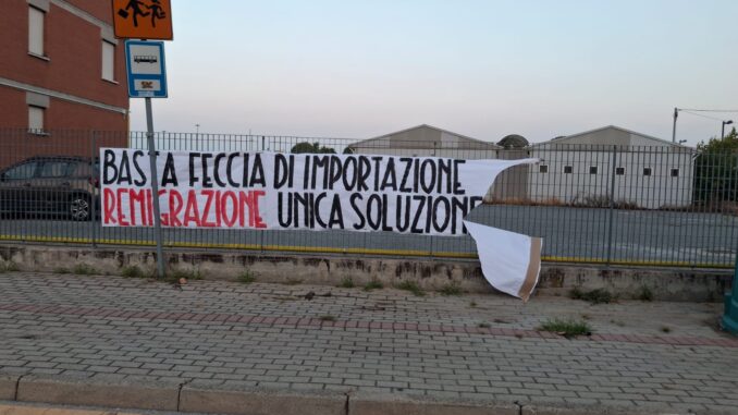 Striscione razzista a Bra 9