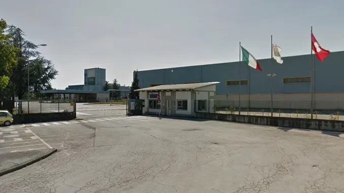Infortunio sul lavoro nel pastificio di Moretta, tre dita amputate a un giovane precario
