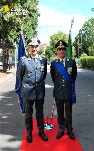 Fiamme gialle, il colonnello Antonio Giuseppe Garaglio passa il testimone Salvatore La Bella 1
