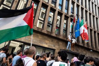 Presidio a Bra per Gaza durante Cheese 2