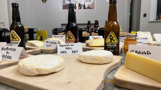 Formaggi e birre piemontesi, una guida inedita tra Onaf e Kauss