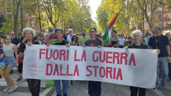 Lucia Vignolo e Martina Amisano Presidio a Bra per Gaza durante Cheese