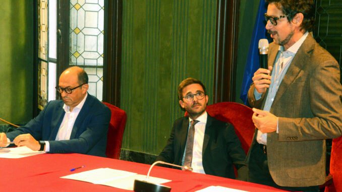 La Fiera del tartufo inizia con il folclore: il Palio sarà a prezzi popolari (VIDEO)