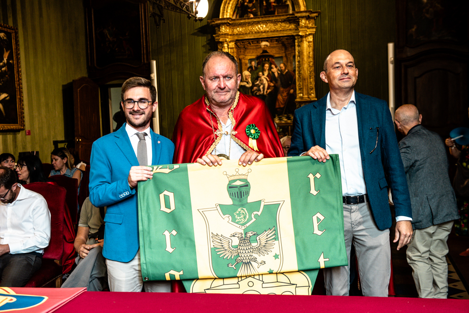 Consegna delle Bandiere ai Borghi: una città vestita di colori 19