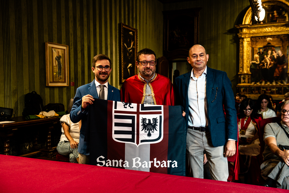 Consegna delle Bandiere ai Borghi: una città vestita di colori 24