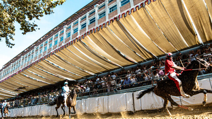 Dentro i 750 anni del Palio di Asti