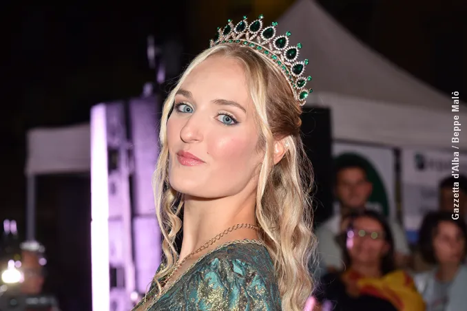 La Bela trifolera 2025 è Beatrice Marengo del borgo San Martino (VIDEO) 10